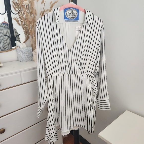 NWT Abercrombie | Long-Sleeve Drapey Shirt Dress, Size Small - Picture 6 of 8